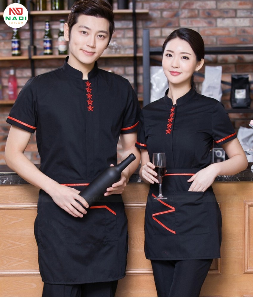 Nếu như đồng phục nhân viên nhà hàng mà không có sự nổi bật giữa đám đông. Chắc chắn sẽ rất khó để gây được sự chú ý đối với người nhìn. Nếu như đồng phục nhân viên nhà hàng mà không có sự nổi bật giữa đám đông. Chắc chắn sẽ rất khó để gây được sự chú ý đối với người nhìn.