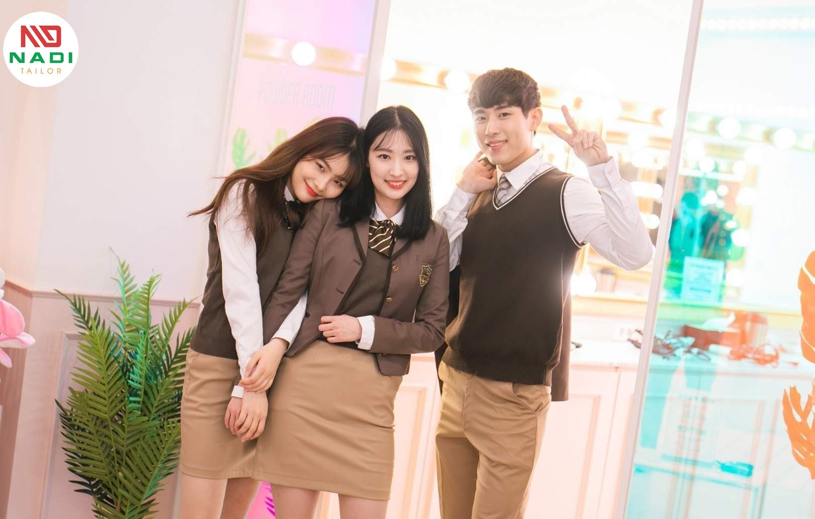 Hiện nay có rất nhiều kiểu dáng, tha hồ cho bạn lựa chọn với phong cách của riêng bạn Lựa chọn kiểu dáng thuê đồng phục học sinh hàn quốc
