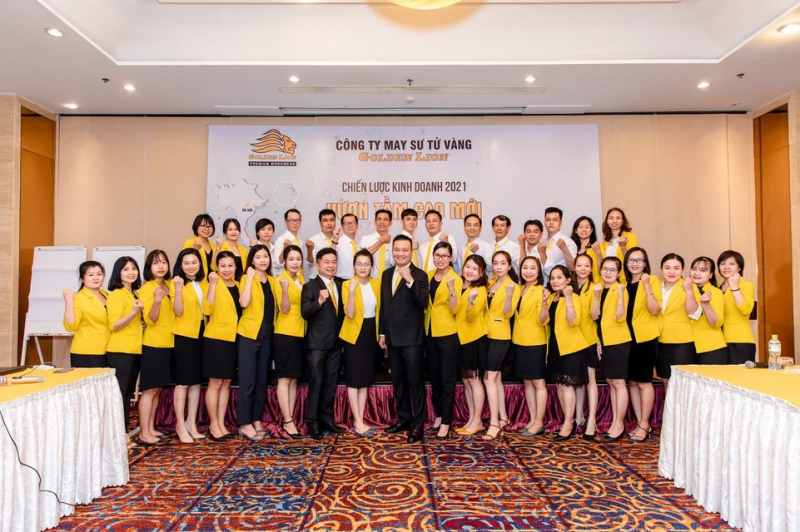 Sản xuất áo công ty Sản xuất áo công ty