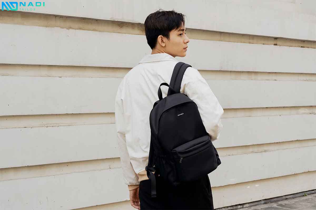 Những chiếc balo Oxford rất được ưa chuộng trên thị trường nhờ độ bền tốt và tuổi thọ sử dụng cao Những chiếc balo Oxford rất được ưa chuộng trên thị trường nhờ độ bền tốt và tuổi thọ sử dụng cao