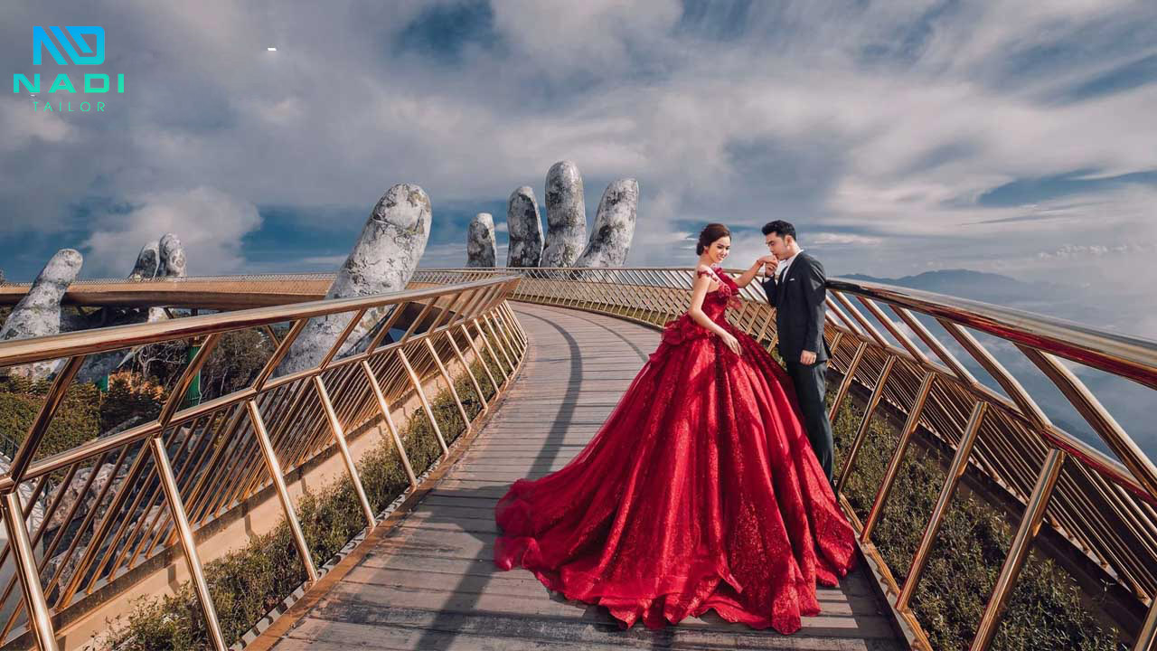 Áo Đồng Phục Màu Đỏ Ý Nghĩa Của Màu Đỏ Trong Thiết Kế, Thời Trang
