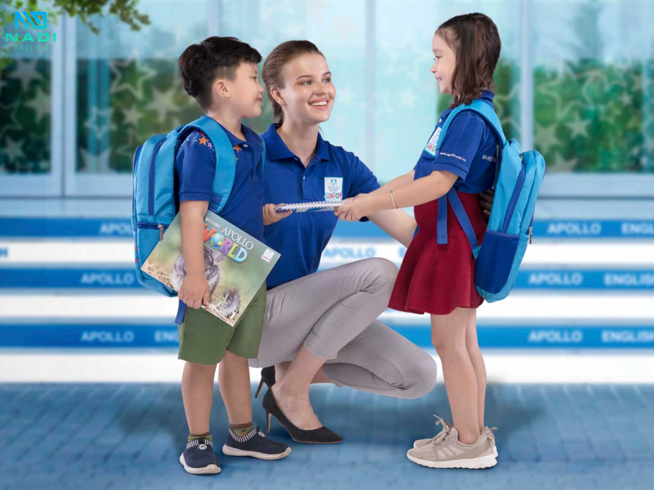 Đồng phục của trung tâm tiếng anh APOLO Đồng phục của trung tâm tiếng anh APOLO