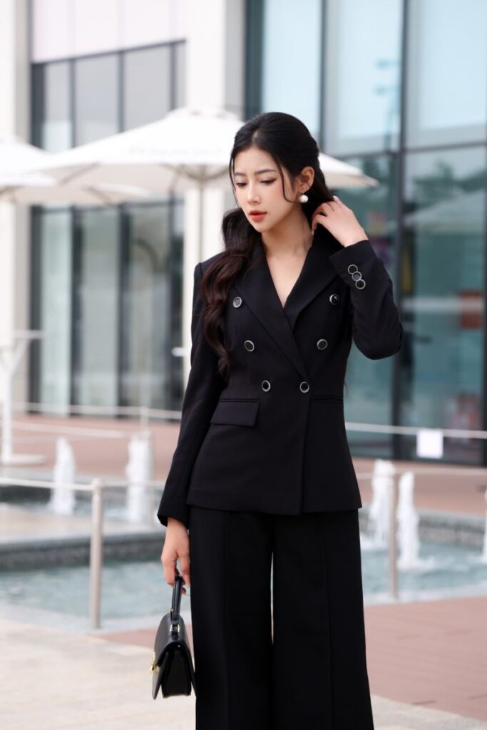 Nên May Vest Nữ Ở Đâu?