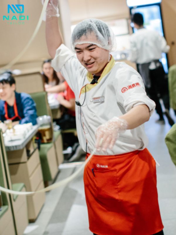 Đồng phục nhân viên Haidilao