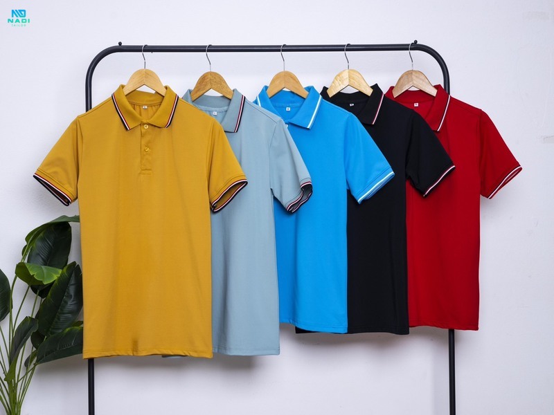 Quần áo may sẵn không chỉ dừng lại ở thời trang cá nhân mà còn mở rộng sang lĩnh vực đồng phục