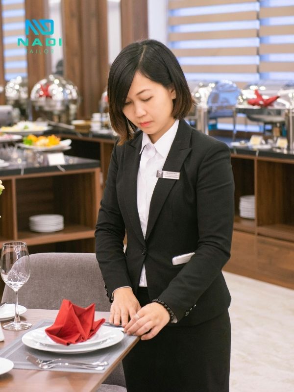 Xưởng may đồng phục nhà hàng tại Quận 7 uy tín, giá rẻ