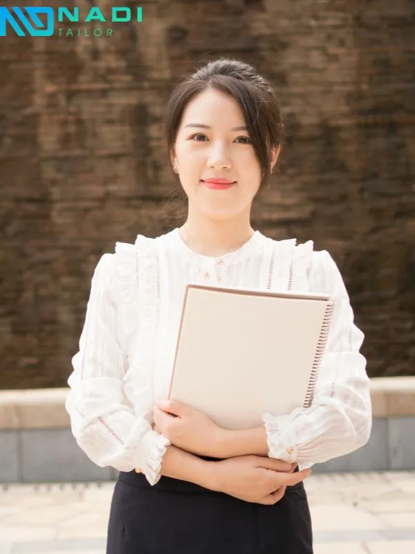 Váy liền dáng suông tay lỡ