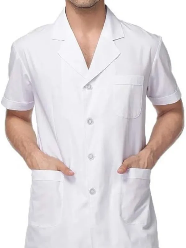 Tại Sao Áo Blouse Nam Tay Ngắn Là Lựa Chọn Hàng Đầu Trong Ngành Y?
